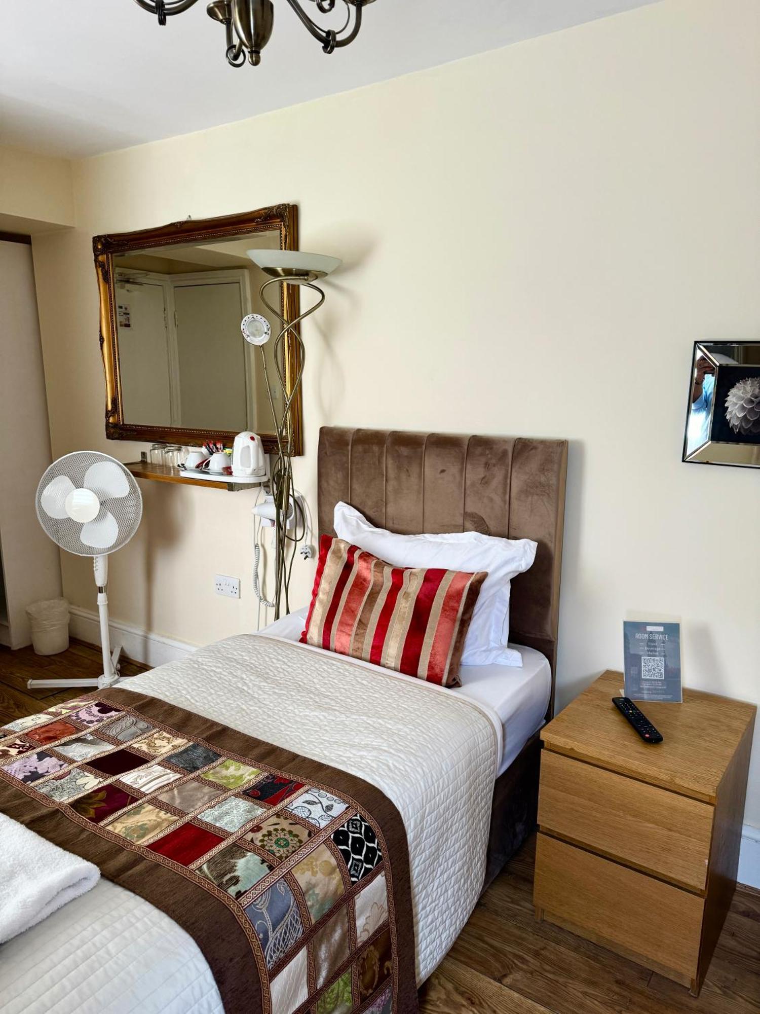 Abc Hyde Park Hotel London Ngoại thất bức ảnh