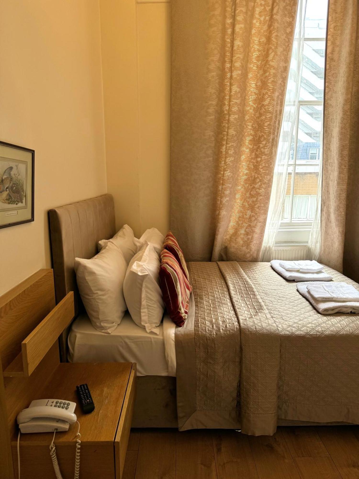 Abc Hyde Park Hotel London Ngoại thất bức ảnh